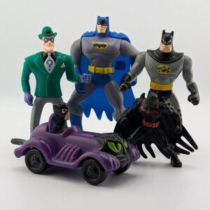 Batman Collectible Toy Figure Bundle – 90’s to 10’s 🦇